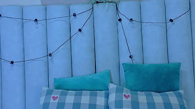 Snapshot of Miia_Anderson chatting on March 16, 2026, 1:15 pm Miia Anderson online show from March 16, 2026, 1:15 pm