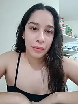 Snapshot of EvaHatman chatting on December 18, 2025, 10:32 am EvaHatman online show from December 18, 2025, 10:32 am