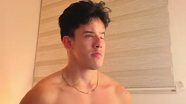 Snapshot of maxxcooper1 chatting on January 11, 2026, 6:07 am maxxcooper1 online show from January 11, 2026, 6:07 am