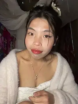 lux-su online show from February 1, 2026, 6:34 am