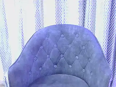 Snapshot of hey-pinky chatting on January 11, 2026, 4:50 am hey-pinky online show from January 11, 2026, 4:50 am