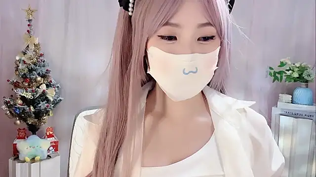 Snapshot of Pinkgirl520 chatting on December 15, 2025, 7:34 am Pinkgirl520 online show from December 15, 2025, 7:34 am