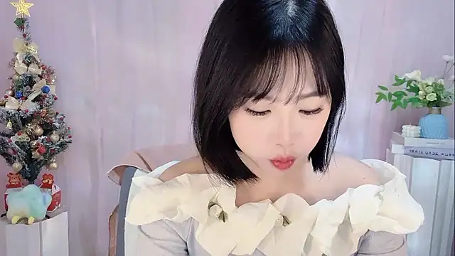 Snapshot of Pinkgirl520 chatting on January 8, 2026, 2:25 am Pinkgirl520 online show from January 8, 2026, 2:25 am