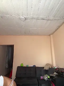 Snapshot of FOXXX_BABY chatting on December 18, 2025, 1:50 pm FOXXX BABY online show from December 18, 2025, 1:50 pm