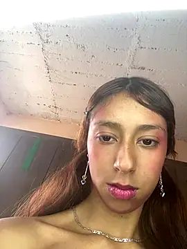 Snapshot of FOXXX_BABY chatting on December 20, 2025, 2:35 pm FOXXX BABY online show from December 20, 2025, 2:35 pm