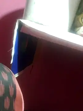 Snapshot of Soniya5533 chatting on December 15, 2025, 5:28 pm Soniya5533 online show from December 15, 2025, 5:28 pm