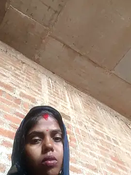 Snapshot of Soniya5533 chatting on December 16, 2025, 6:29 am Soniya5533 online show from December 16, 2025, 6:29 am