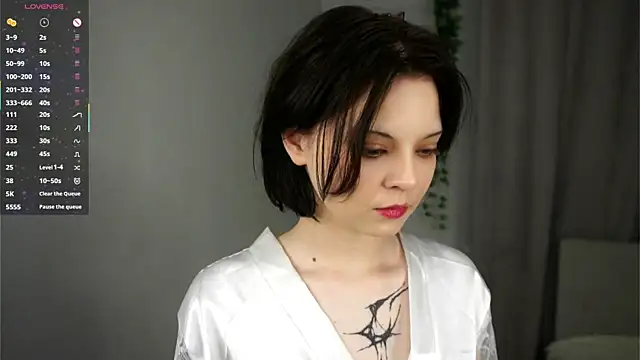 Snapshot of SharylOrbin chatting on January 10, 2026, 8:43 pm SharylOrbin online show from January 10, 2026, 8:43 pm