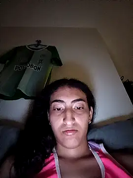 Snapshot of LindaRojas chatting on December 16, 2025, 3:00 am LindaRojas online show from December 16, 2025, 3:00 am