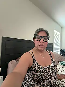 BettyWhispers online show from July 28, 2026, 4:05 pm