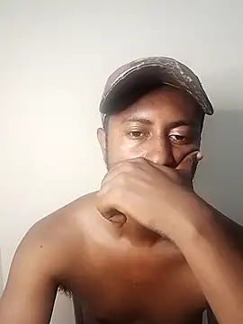 golosos2331 online show from December 13, 2025, 8:36 pm