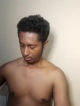 golosos2331 online show from December 17, 2025, 12:05 am