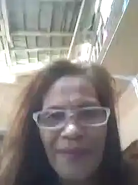 Petite elise online show from January 7, 2026, 5:54 am