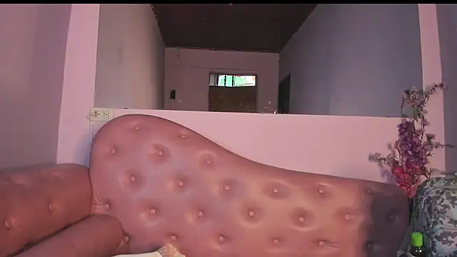 Snapshot of SolTully chatting on January 19, 2026, 12:09 pm SolTully online show from January 19, 2026, 12:09 pm