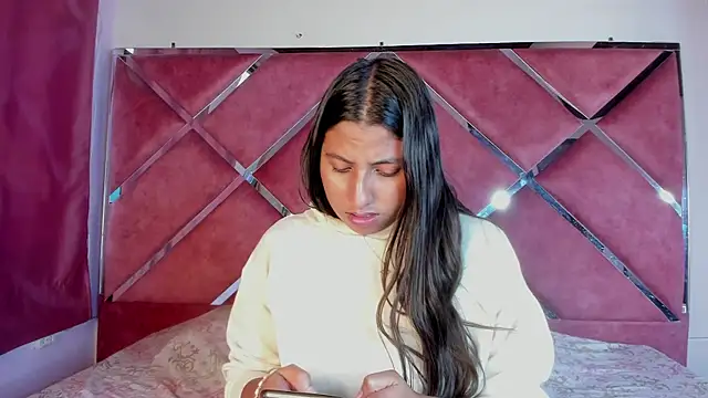 Snapshot of SolTully chatting on March 27, 2026, 12:27 pm SolTully online show from March 27, 2026, 12:27 pm