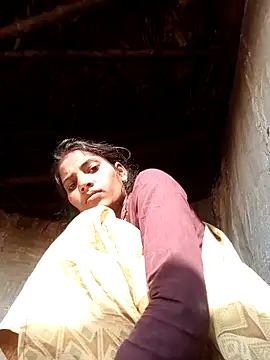 Snapshot of Akanksha_thakur chatting on December 15, 2025, 5:01 am Akanksha thakur online show from December 15, 2025, 5:01 am