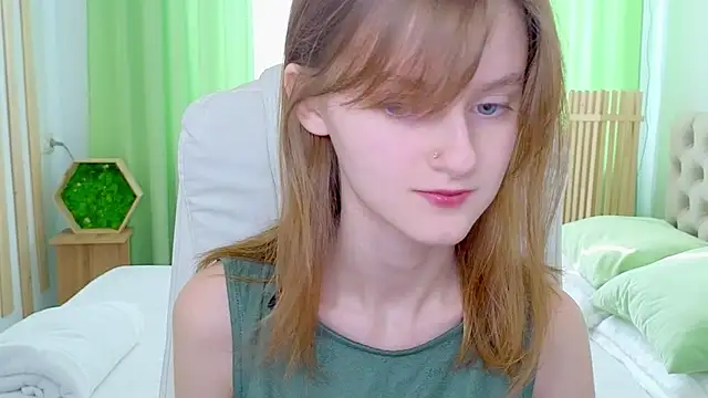 Snapshot of Miss_Alisa_ chatting on March 1, 2026, 1:02 pm Miss Alisa online show from March 1, 2026, 1:02 pm