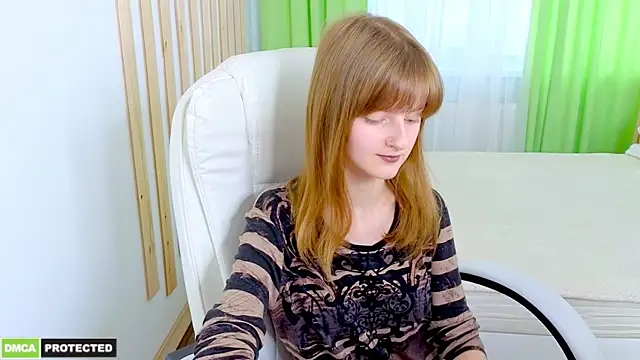 Miss Alisa  online show from May 17, 2026, 2:46 pm