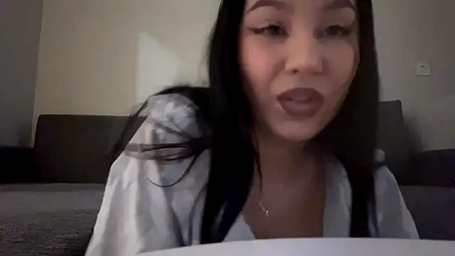 Snapshot of Pleasureforrina chatting on December 16, 2025, 2:55 pm Pleasureforrina online show from December 16, 2025, 2:55 pm