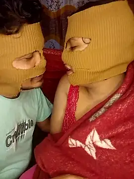 Snapshot of Crazy_Couple_1 chatting on January 6, 2026, 3:38 pm Crazy Couple 1 online show from January 6, 2026, 3:38 pm