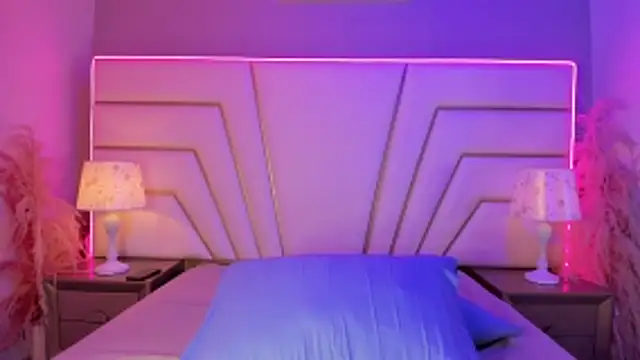 Snapshot of Zara_Vidal chatting on February 28, 2026, 1:50 am Zara Vidal online show from February 28, 2026, 1:50 am