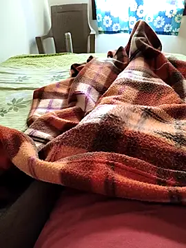 Snapshot of kalnsuhn chatting on February 3, 2026, 7:57 am kalnsuhn online show from February 3, 2026, 7:57 am