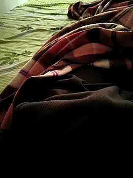 Snapshot of kalnsuhn chatting on February 19, 2026, 7:59 am kalnsuhn online show from February 19, 2026, 7:59 am