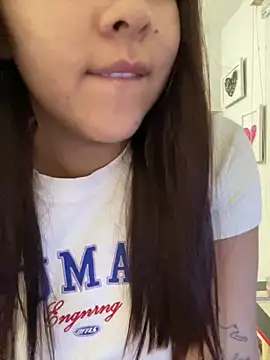 Zarahs Blare1 online show from June 10, 2026, 1:17 am