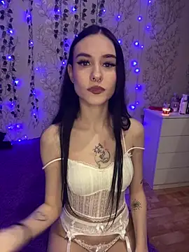 Show Lissa online show from December 15, 2025, 5:39 pm