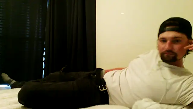 Snapshot of In_tandem chatting on March 14, 2026, 9:31 pm In tandem online show from March 14, 2026, 9:31 pm