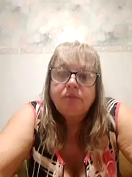 Snapshot of LinaLight88 chatting on January 7, 2026, 8:55 pm LinaLight88 online show from January 7, 2026, 8:55 pm