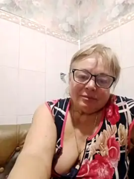 Snapshot of LinaLight88 chatting on February 22, 2026, 9:24 pm LinaLight88 online show from February 22, 2026, 9:24 pm