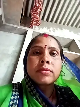 Snapshot of Shreya_pandit chatting on January 10, 2026, 3:14 pm Shreya pandit online show from January 10, 2026, 3:14 pm