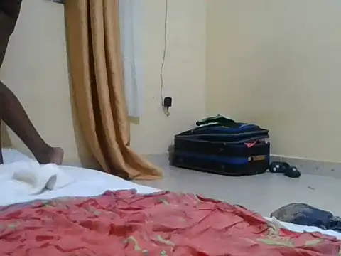 BaddestBitchee online show from May 5, 2026, 4:26 pm