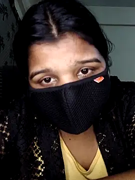 Snapshot of Mr_Mrs_Dark chatting on December 14, 2025, 7:18 pm Mr Mrs Dark online show from December 14, 2025, 7:18 pm