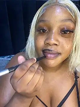 Snapshot of THICKBARBIE32 chatting on July 10, 2026, 8:11 pm THICKBARBIE32 online show from July 10, 2026, 8:11 pm