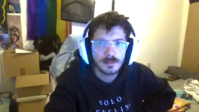 atreus69big online show from May 16, 2026, 7:56 pm