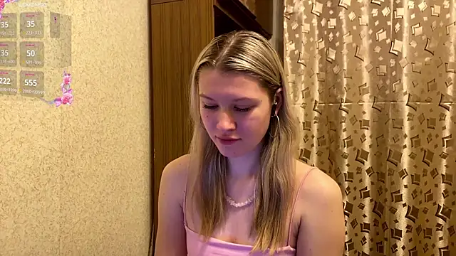 Snapshot of SkyeDavis chatting on January 8, 2026, 8:11 pm SkyeDavis online show from January 8, 2026, 8:11 pm