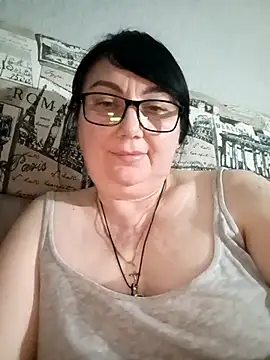 MariSwan222 online show from May 11, 2026, 5:21 pm
