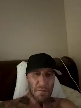 MILEHIGH711 online show from December 17, 2025, 8:09 am