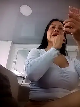 Snapshot of Grace_Velvet chatting on March 4, 2026, 11:16 am Grace Velvet online show from March 4, 2026, 11:16 am