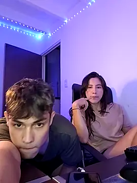 T-PHotxCouple online show from June 21, 2026, 5:10 am