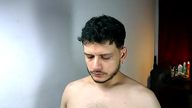 Snapshot of luxo_kane chatting on December 15, 2025, 7:12 am luxo kane online show from December 15, 2025, 7:12 am