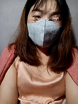 Snapshot of May-Ne chatting on December 21, 2025, 3:08 pm May-Ne online show from December 21, 2025, 3:08 pm