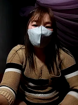 Snapshot of May-Ne chatting on February 9, 2026, 12:53 pm May-Ne online show from February 9, 2026, 12:53 pm