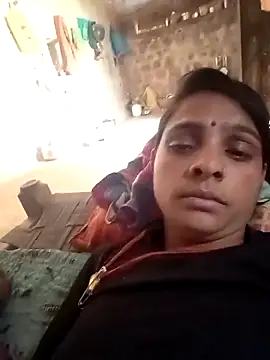 Snapshot of Rinki_malhotra chatting on February 17, 2026, 7:38 am Rinki malhotra online show from February 17, 2026, 7:38 am