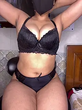 Snapshot of Oh_Priya chatting on February 10, 2026, 5:28 pm Oh Priya online show from February 10, 2026, 5:28 pm