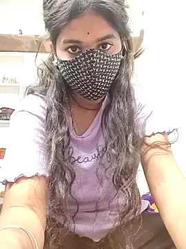 Snapshot of Cut_madhuri chatting on February 2, 2026, 7:29 am Cut madhuri online show from February 2, 2026, 7:29 am