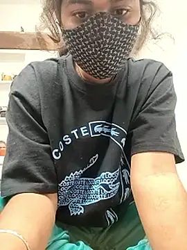 Snapshot of Cut_madhuri chatting on February 13, 2026, 11:12 pm Cut madhuri online show from February 13, 2026, 11:12 pm