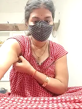 Snapshot of Cut_madhuri chatting on February 20, 2026, 6:48 am Cut madhuri online show from February 20, 2026, 6:48 am